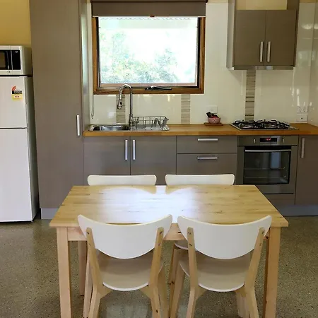 Swan Valley Sisters Henley Brook Exterior photo